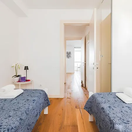 Attico Riva Mare Муджа